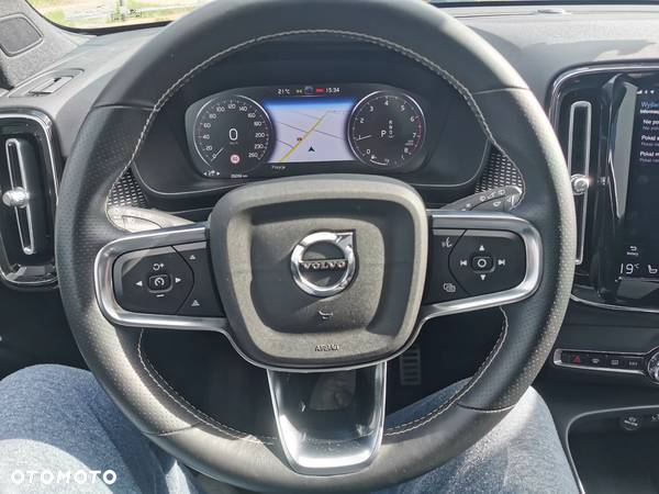Volvo XC 40 T5 AWD Geartronic R-Design - 17