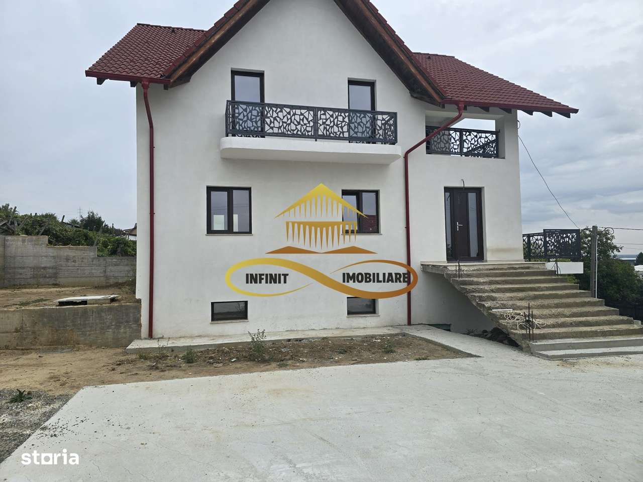 Casa/ VILA de vanzare in Margineni-14