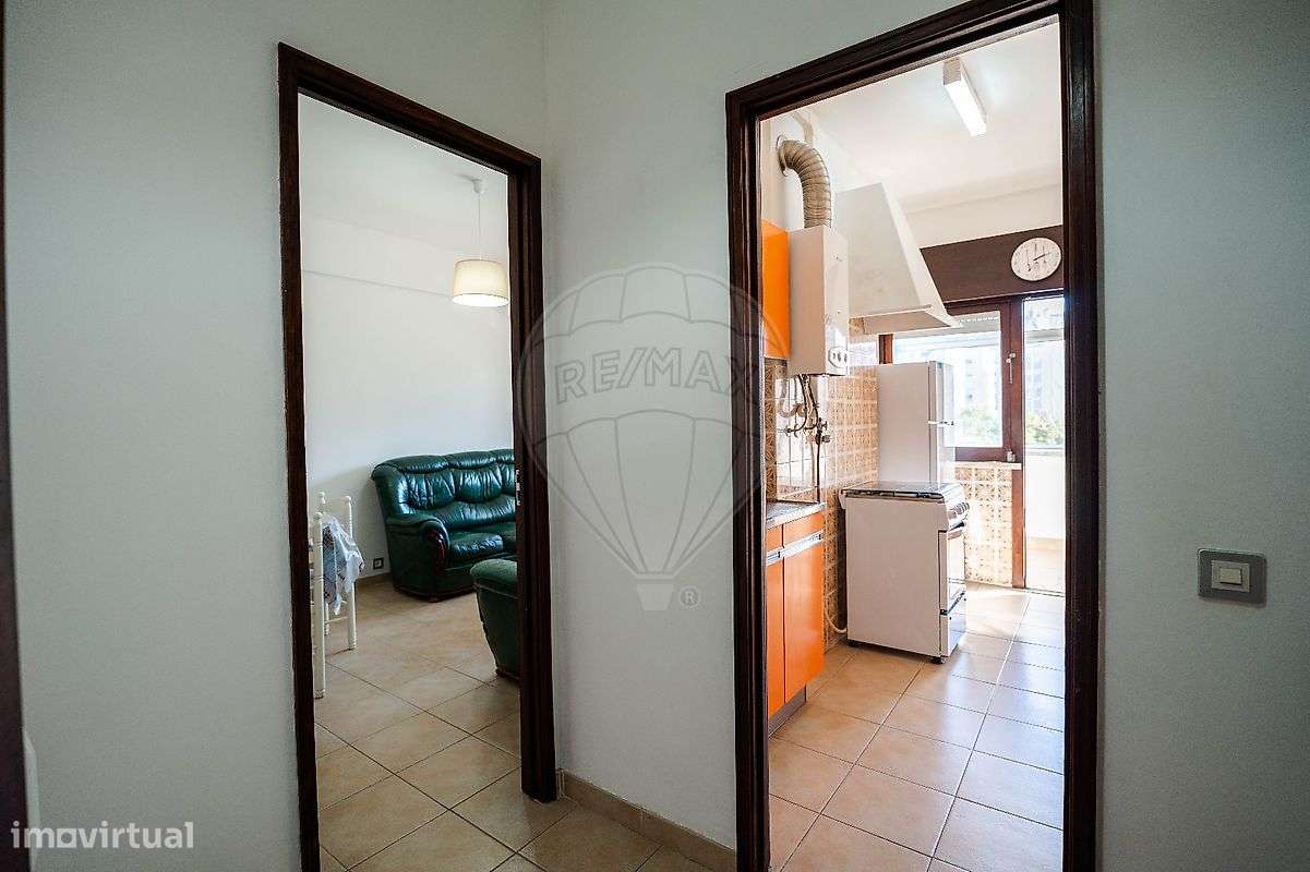 Apartamento T4 c/ Terraço-17