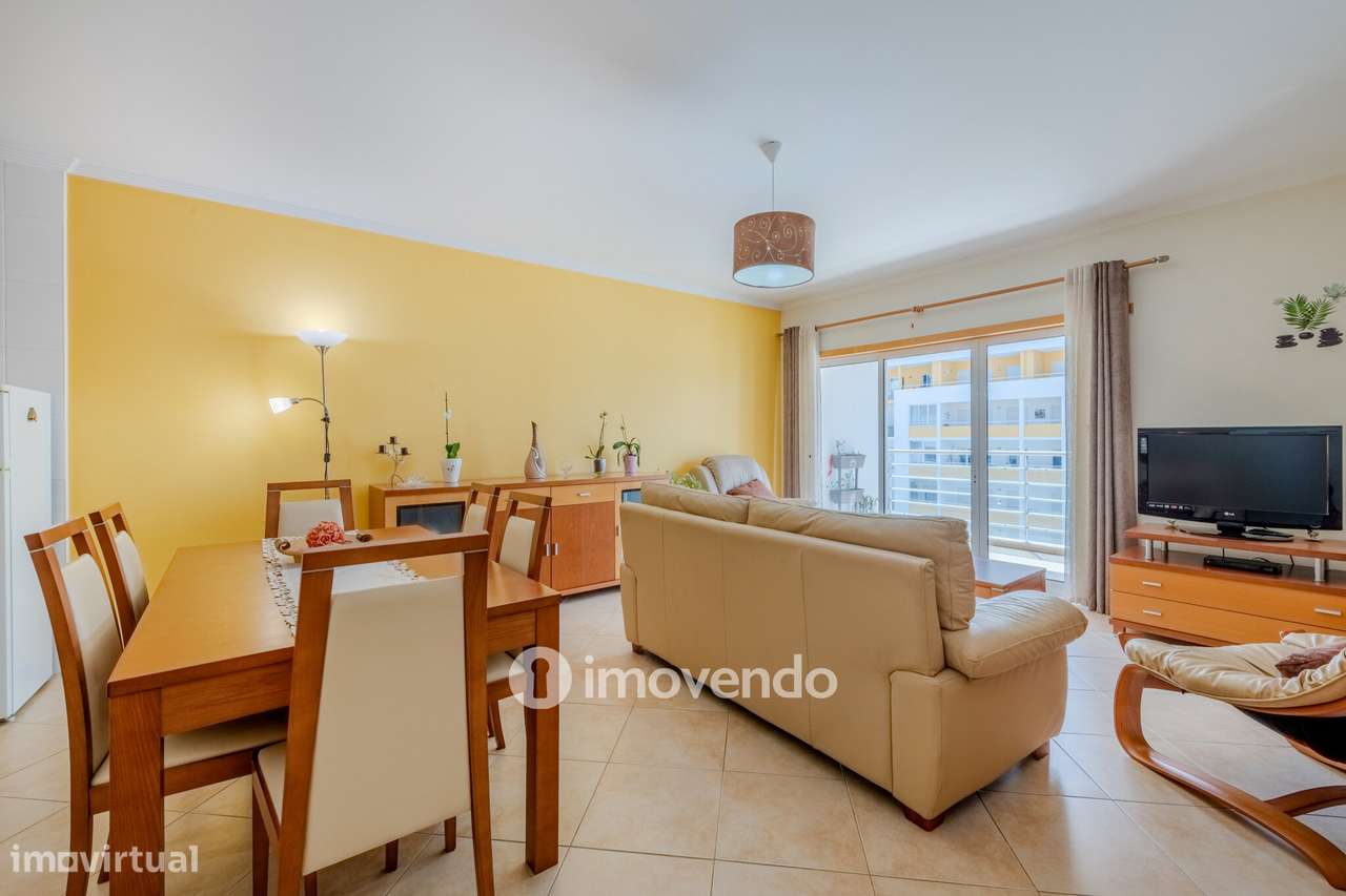 Apartamento T2 exclusivo, em condomínio com piscina, em Portimão - Grande imagem: 3/42