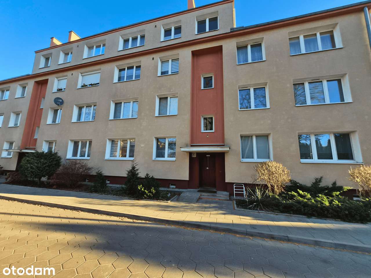 48 m² I piętro, balkon z widokiem na Wisłę, spokojna okolica-1