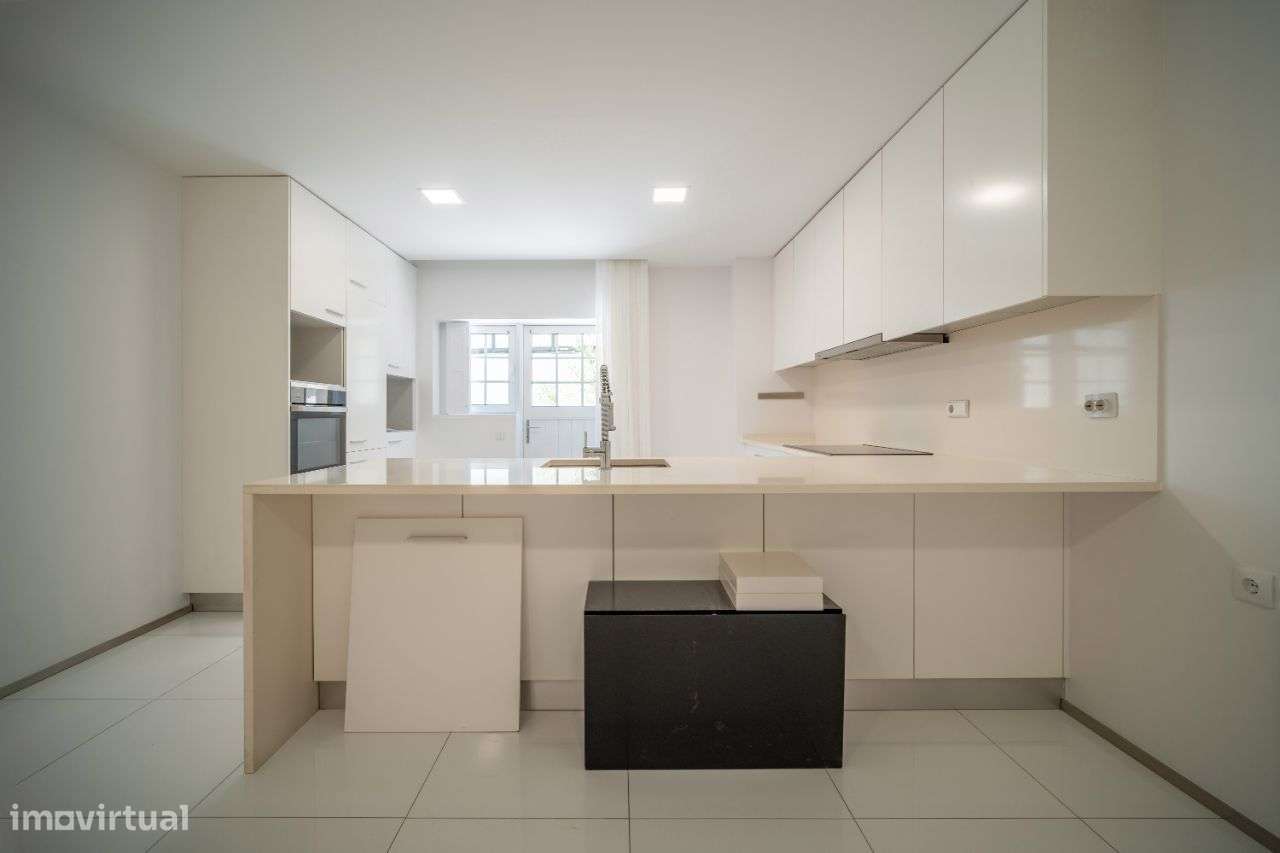 Moradia T4 com piscina em Braga - Grande imagem: 5/23