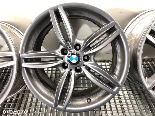 FELGI ALUMINIOWE 19 8.5J 5X120 ET33 ŚRODEK CENTR. 72 BMW 3 (F30, F80) 2011 - 2018  7842652 - 3