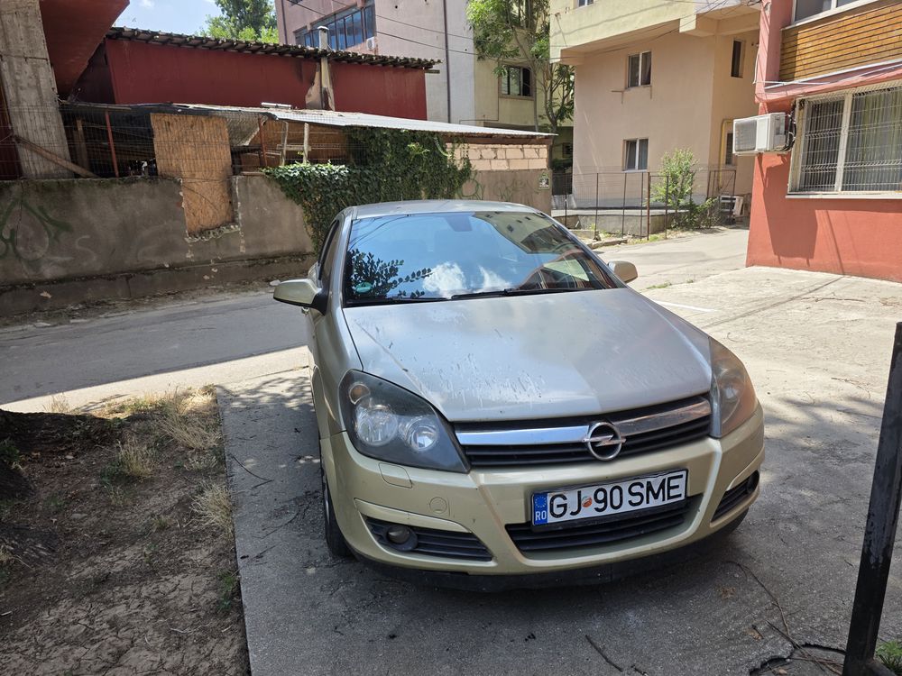 Opel Astra H [2004 - 2010] 1.7 CDTi Cosmo 2005
