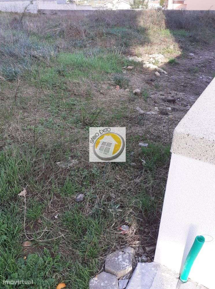 Terreno em Gião, Santa Maria Feira com 300 m2 - Grande imagem: 3/7