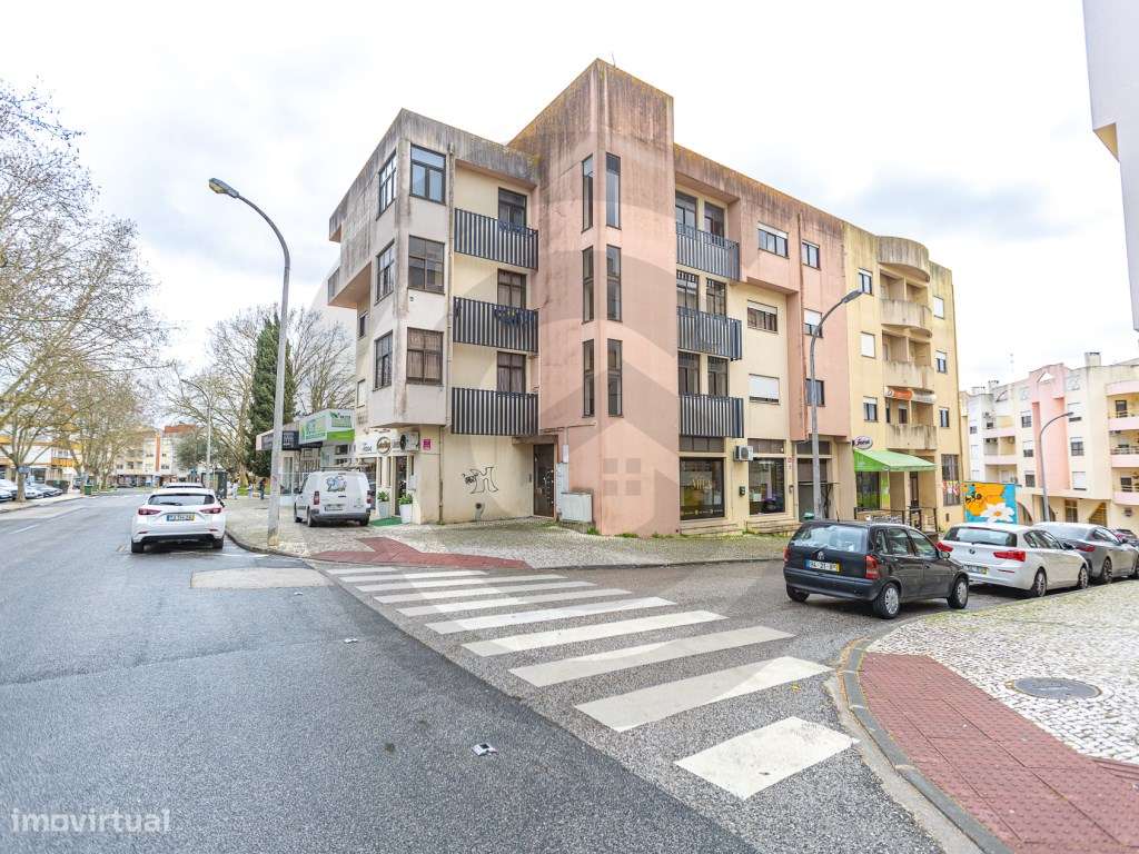 Garagem arrendamento Torres Novas - Grande imagem: 2/8