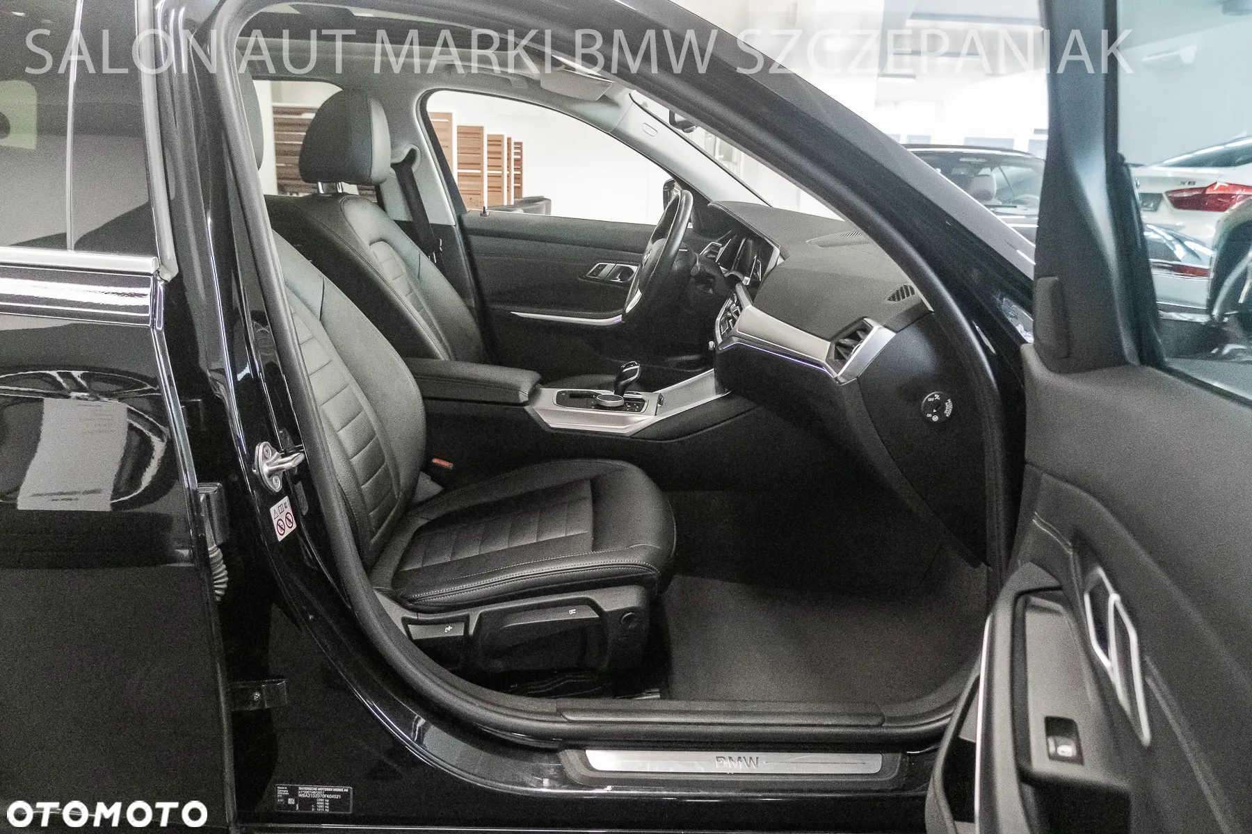 BMW Seria 3 320d xDrive Luxury Line - 33