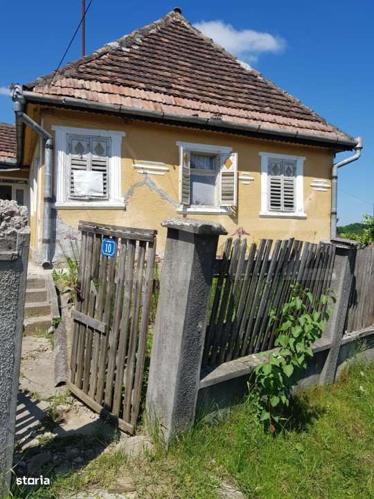 Casa traditionala, 70mp, teren 1574mp, zona Monor - Imagine principală: 2/8