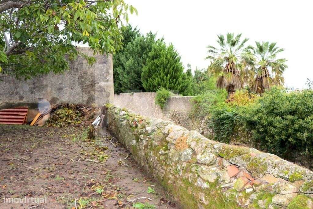Terreno com 840m2 na aldeia da Ribaldeira, a 6 minutos de Torres Vedra - Grande imagem: 5/11