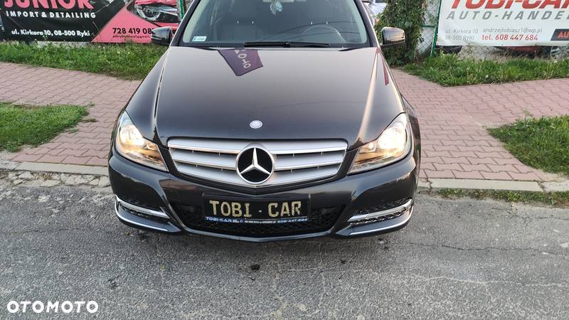 Mercedes-Benz Klasa C 220 CDI BlueEff Edition Avantgarde - 27