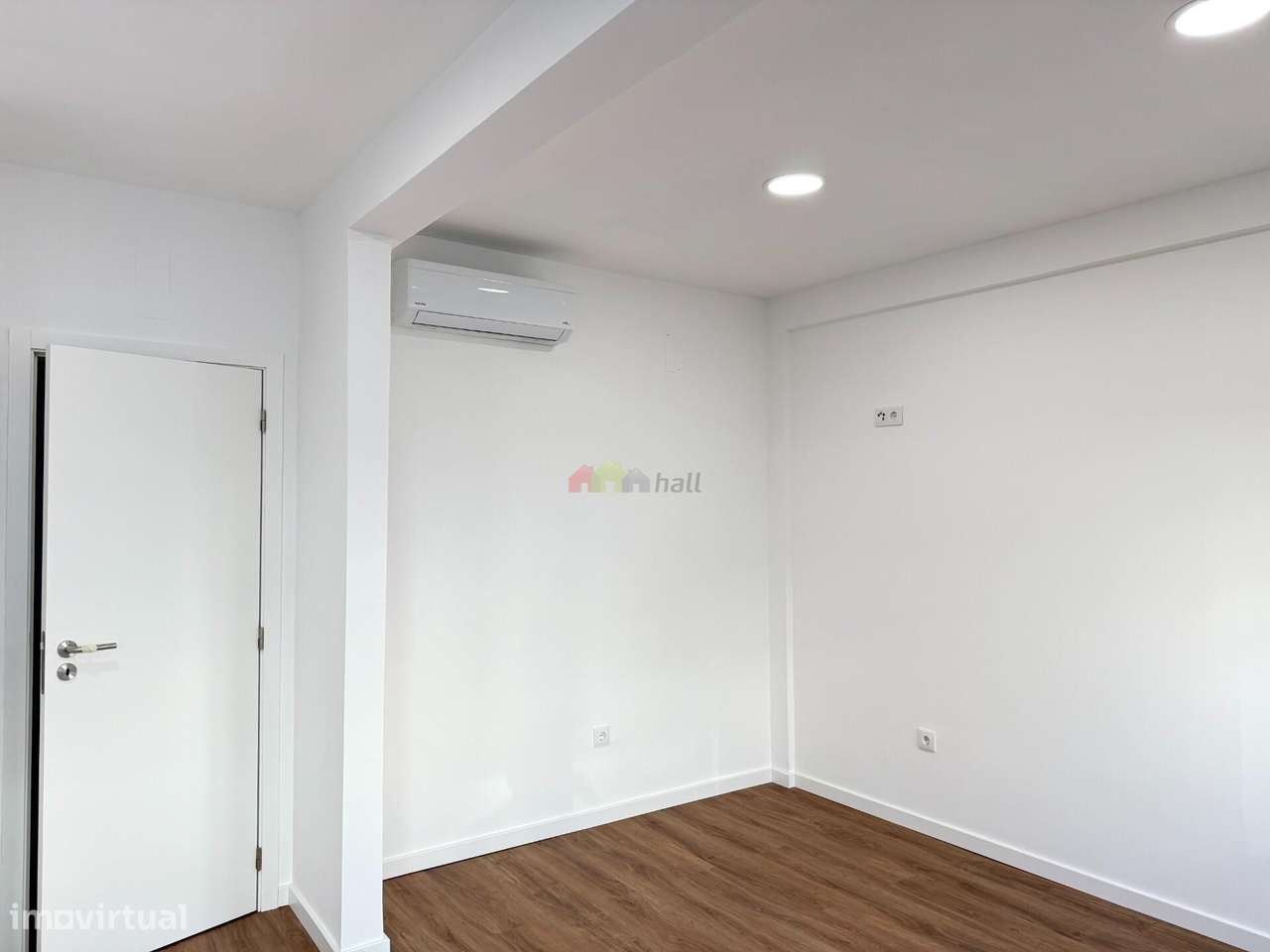 Apartamento T3 Totalmente Remodelado c/ 2 suítes-19