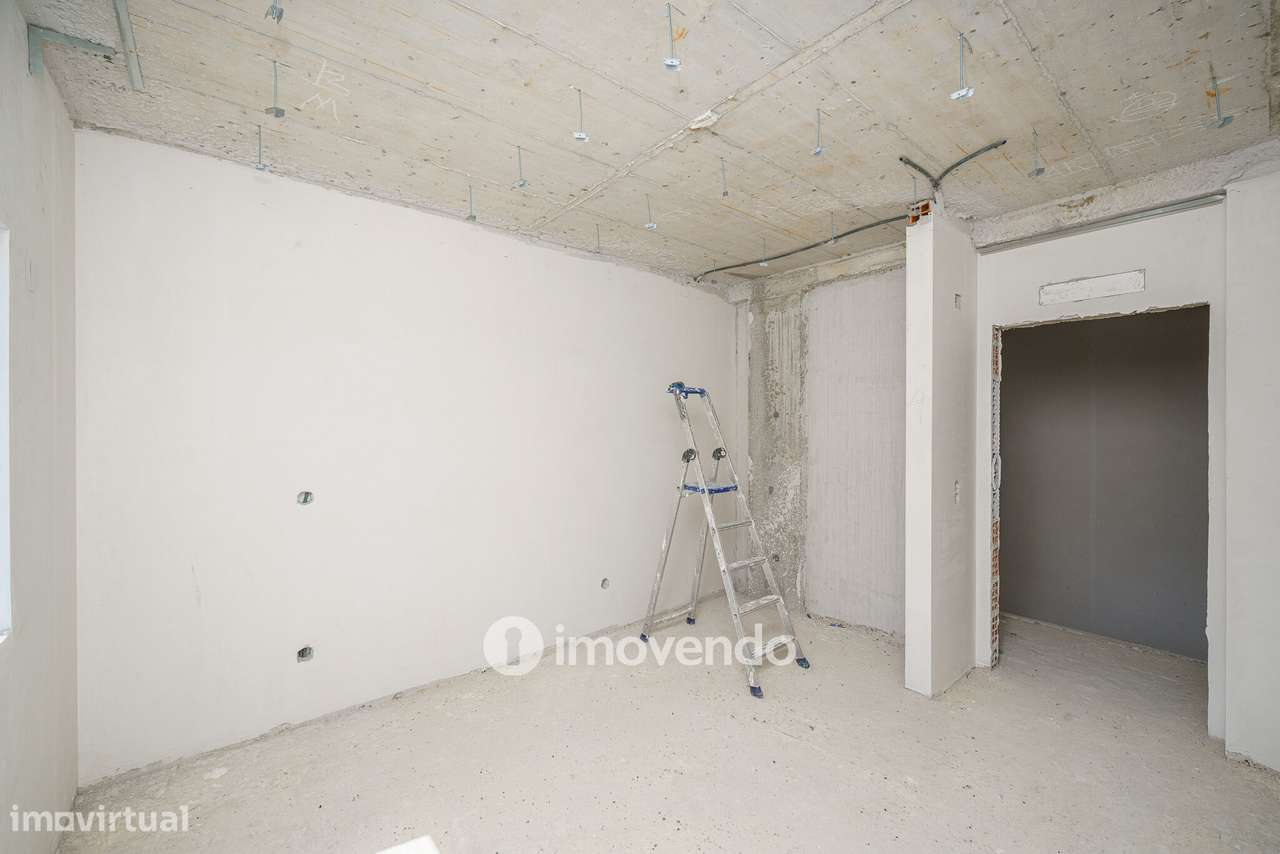 Moradia geminada T3+1 em fase de construção, em Pinhal de Frades-24