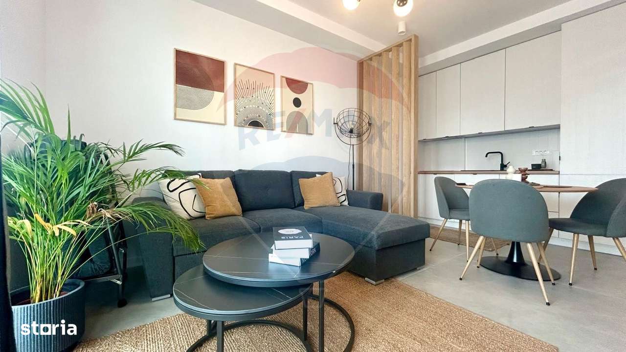 Garsoniera de vanzare cu vedere la mare Mamaia Nord - Imagine principală: 1/8