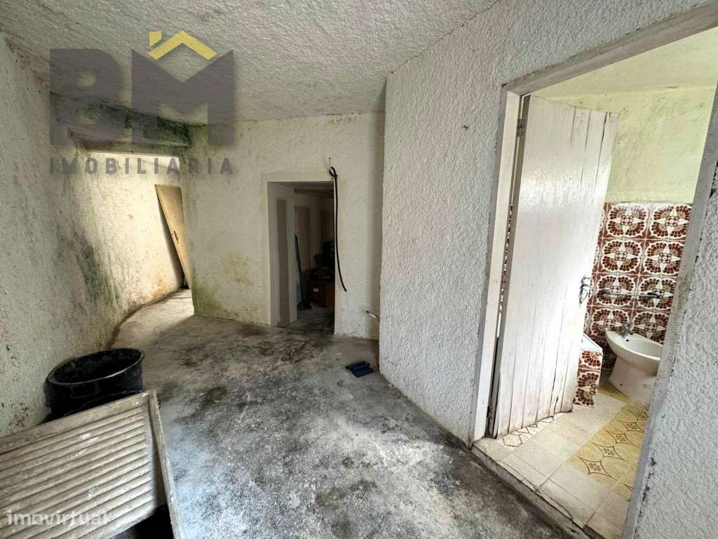 Moradia T2 com terraço para venda em Escalos de Cima!-5