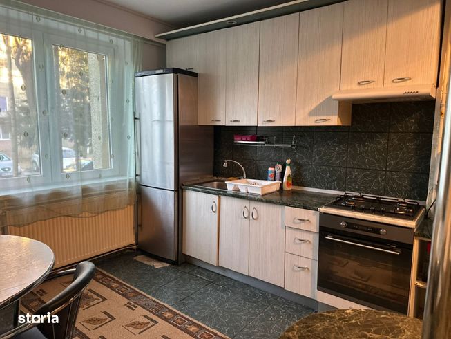 Vanzare - Apartament cu 3 camere, parter, mobilat si utilat-3