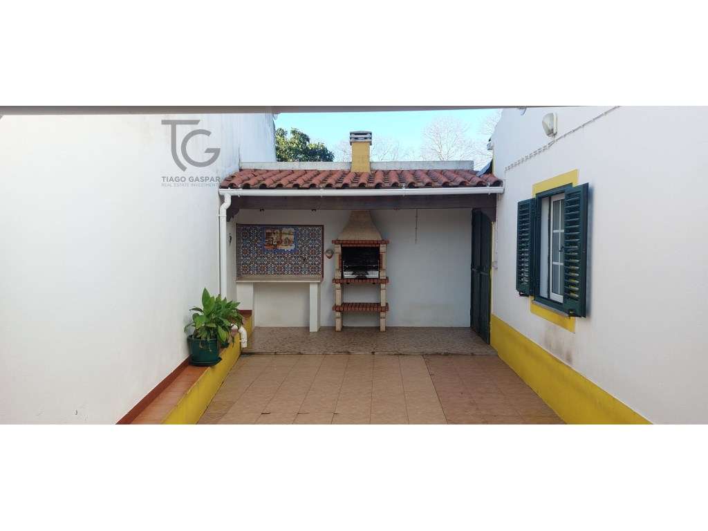 Moradia T4 Duplex Venda Gavião-5