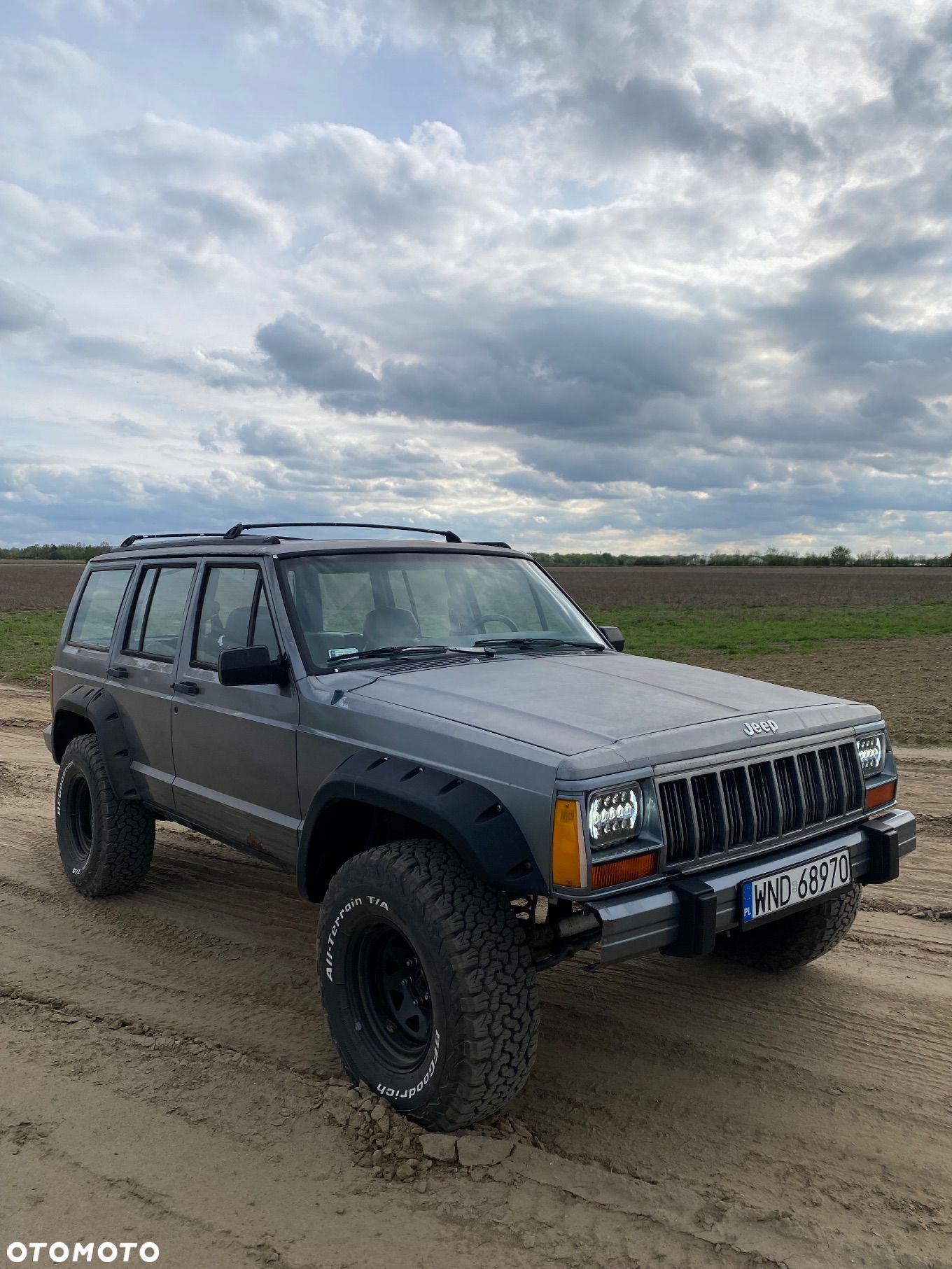 Jeep Cherokee 4.0 - 1