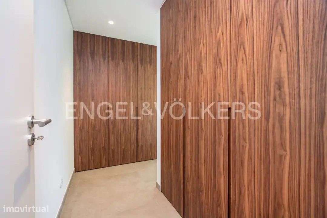 Moradia V4 Exclusiva perto do Carvoeiro-34