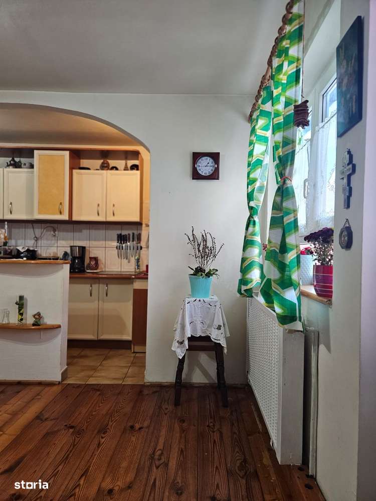 CASA individuala 4 camere/ pivnita/ 371 mpteren Cart.Tiglari BINDER-2