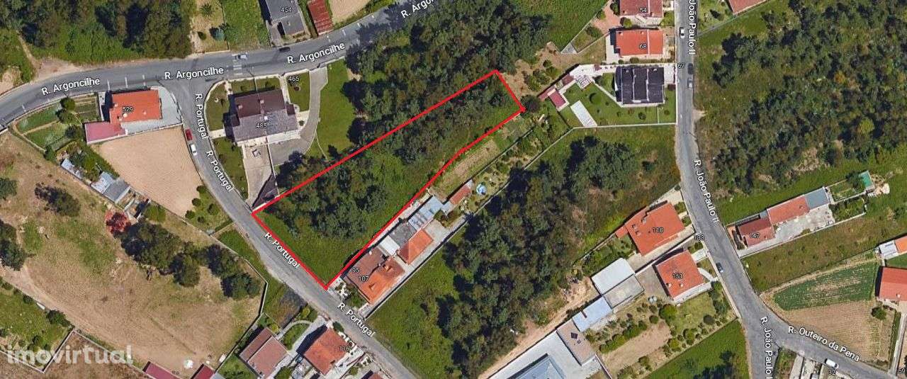 Land for sale in Santa Maria da Feira, Portugal — €78,500