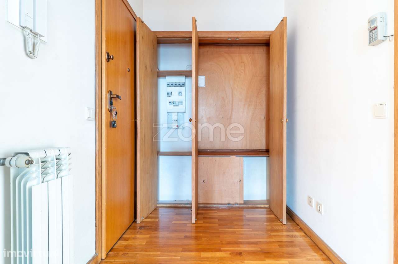 Apartamento T3, com varanda e garagem, no condomínio “Quinta da Sed... - Grande imagem: 5/42