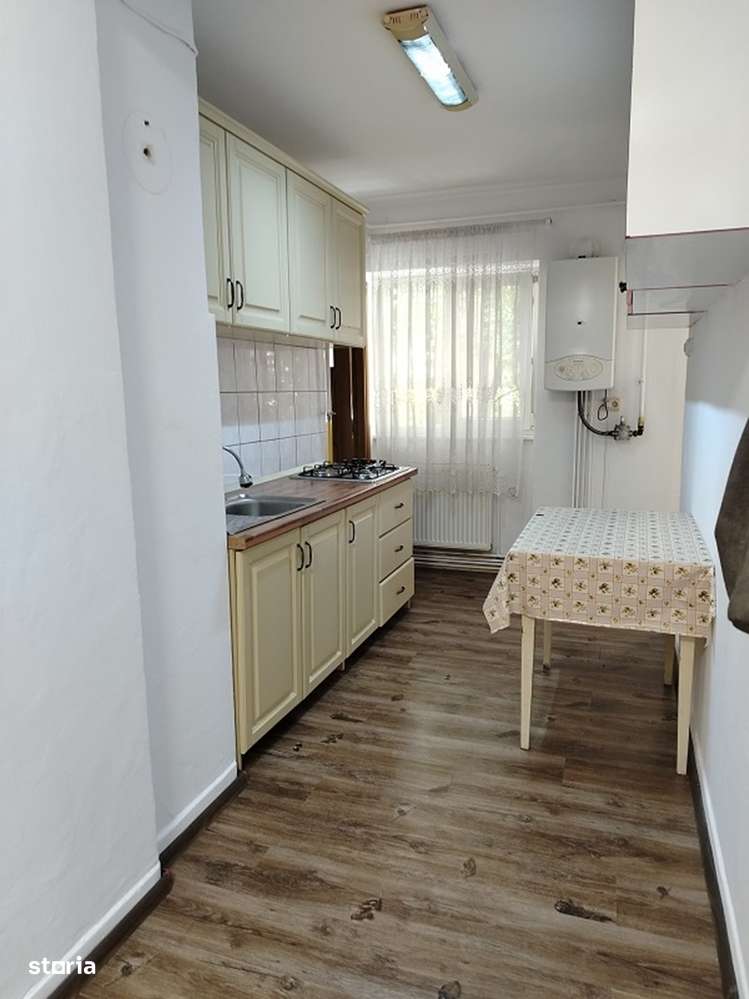 cv 76 G.Cosbuc, apartament 2 camere , etaj II - Imagine principală: 2/12