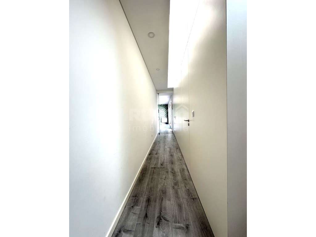 Moradia V4 Centro Cidade - Grande imagem: 5/29