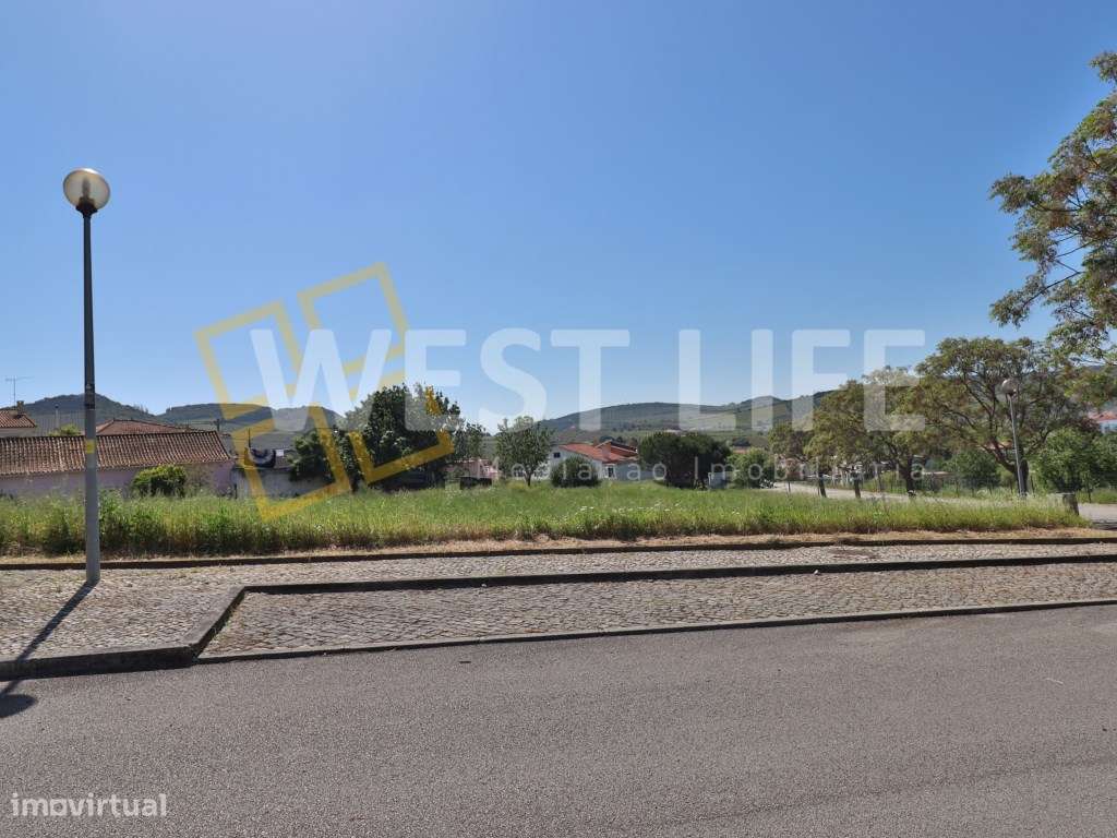 Terreno Urbano de 608m2 para Construção de Prédio - Torres Vedras - Grande imagem: 2/12
