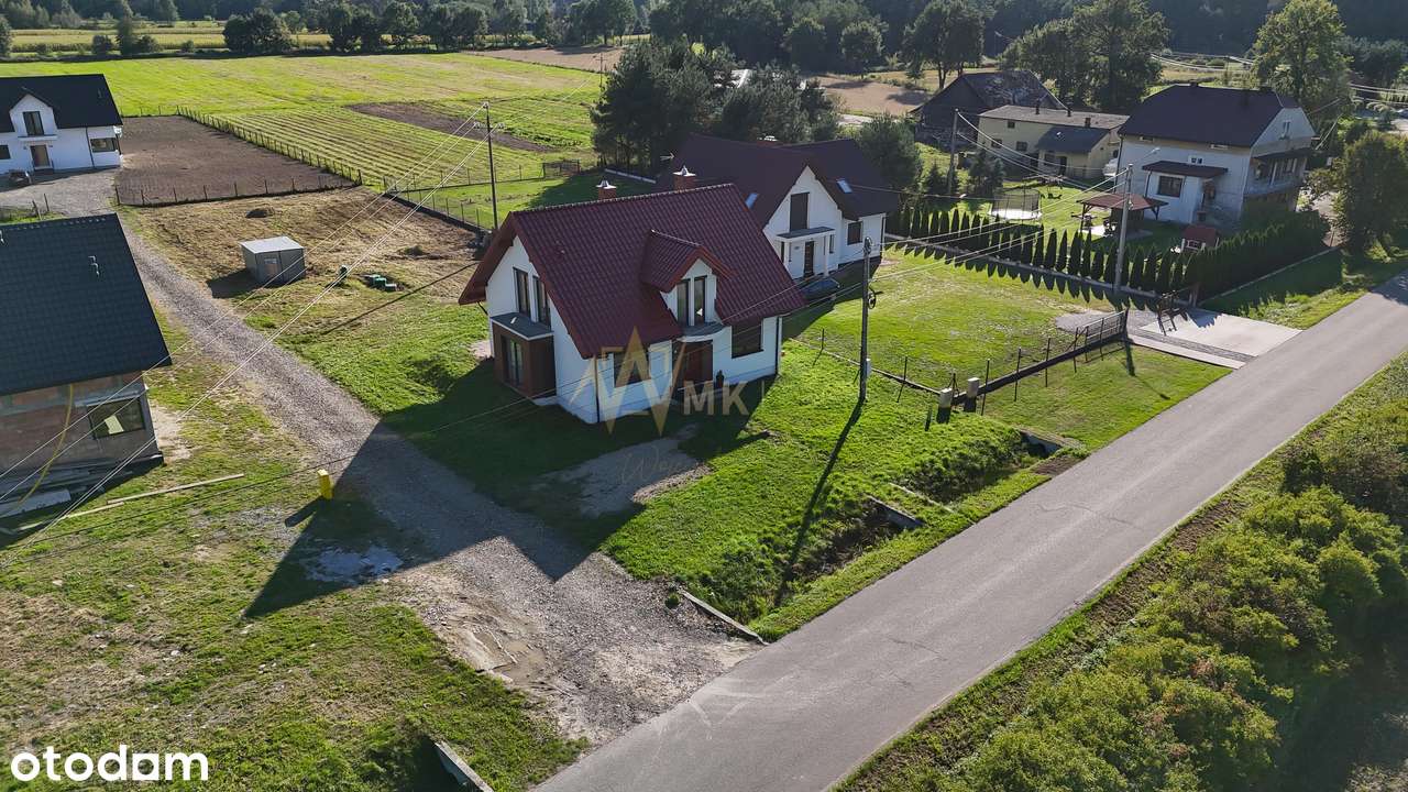 KOMFORTOWY DOM Z DUŻĄ DZIAŁKĄ W BORZĘCINIE!!!-17