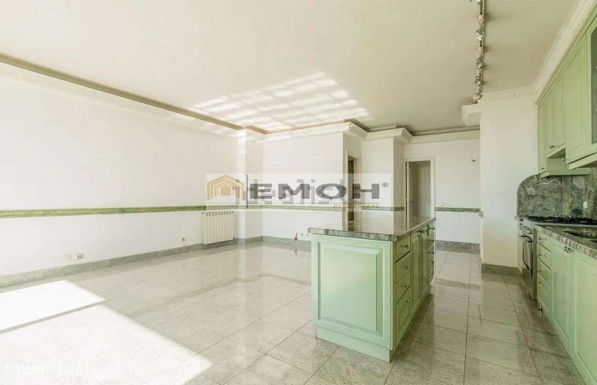 Apartamento T3 à venda na Quinta do Marquês-6