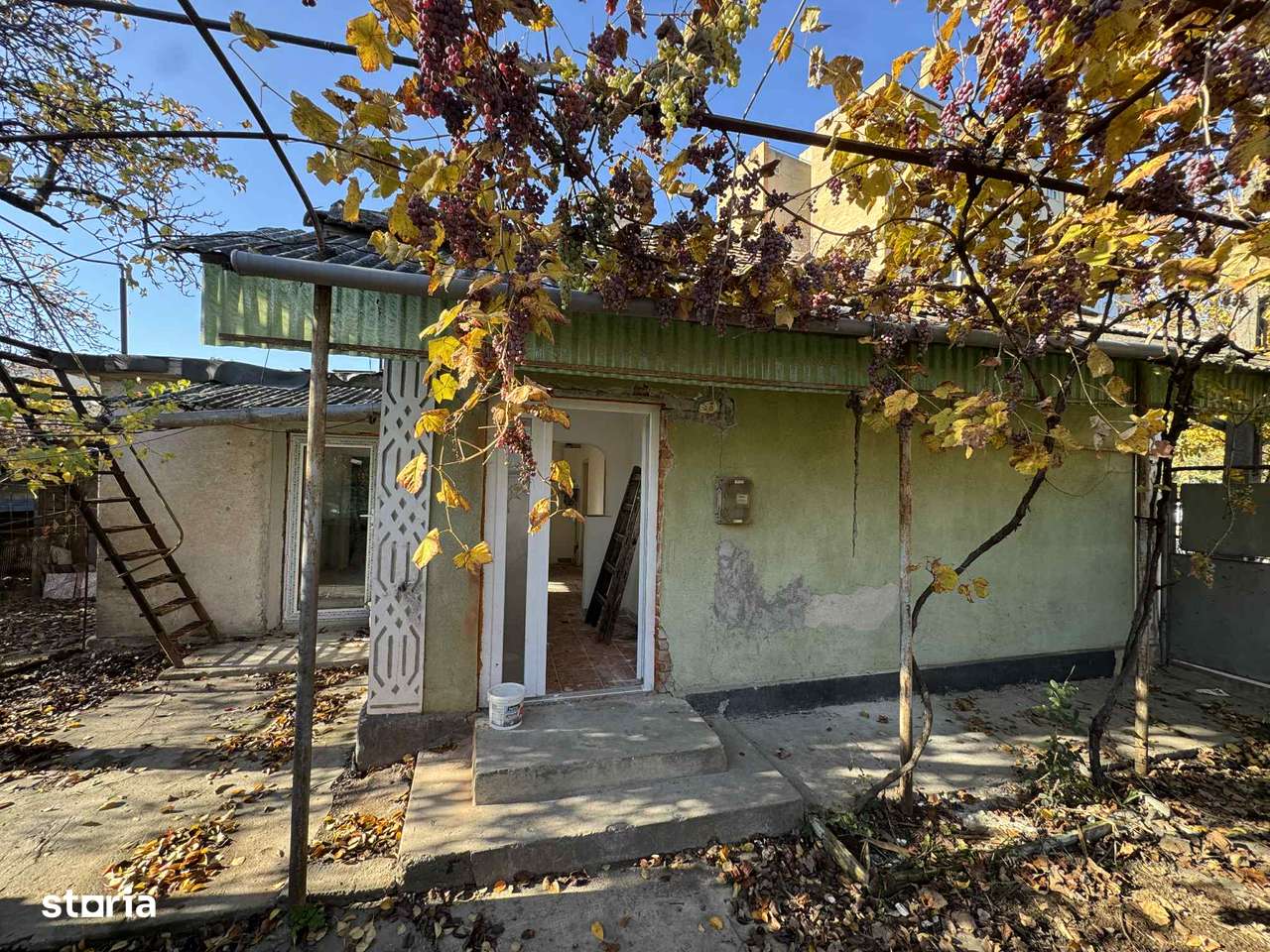 Casa 2 camere + teren 510 mp , front 31m , str Dariu Pop-0