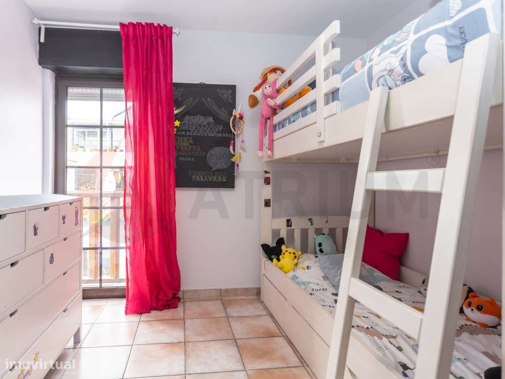 Moradia T3 com garagem, no Faralhão-22