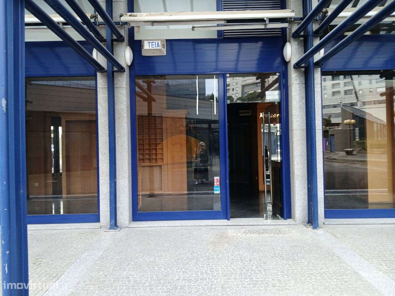 Loja para comércio ou serviços, Praça da Galiza-Porto - Grande imagem: 2/10