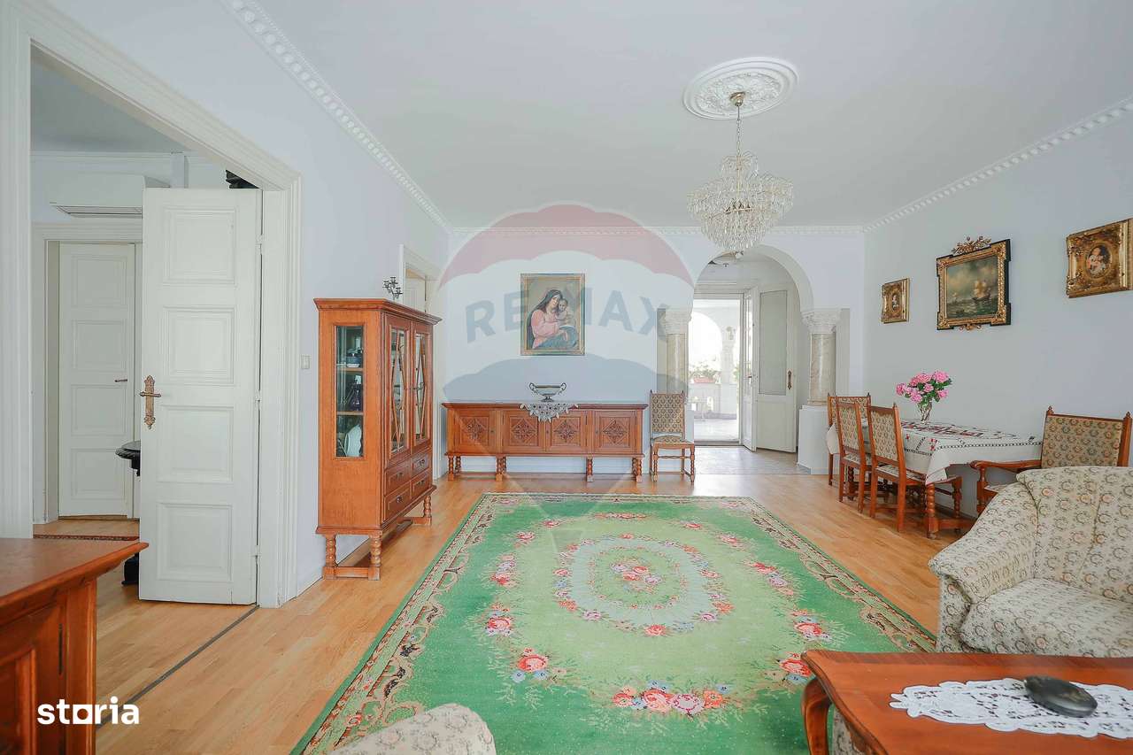 Casă cu 4 camere de închiriat în zona Ultracentrală - Imagine principală: 5/18