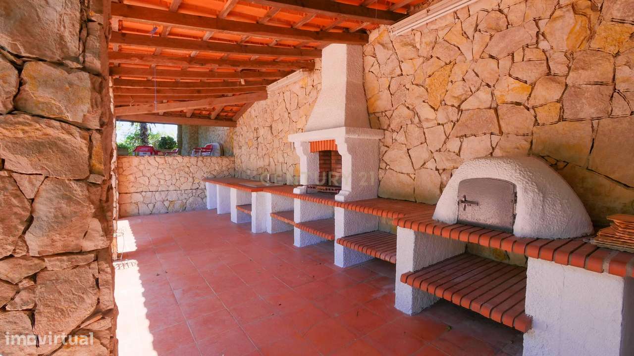 QUINTA EM PALMELA | 7 QUARTOS | 4 CASAS DE BANHO | 3 PISOS-30