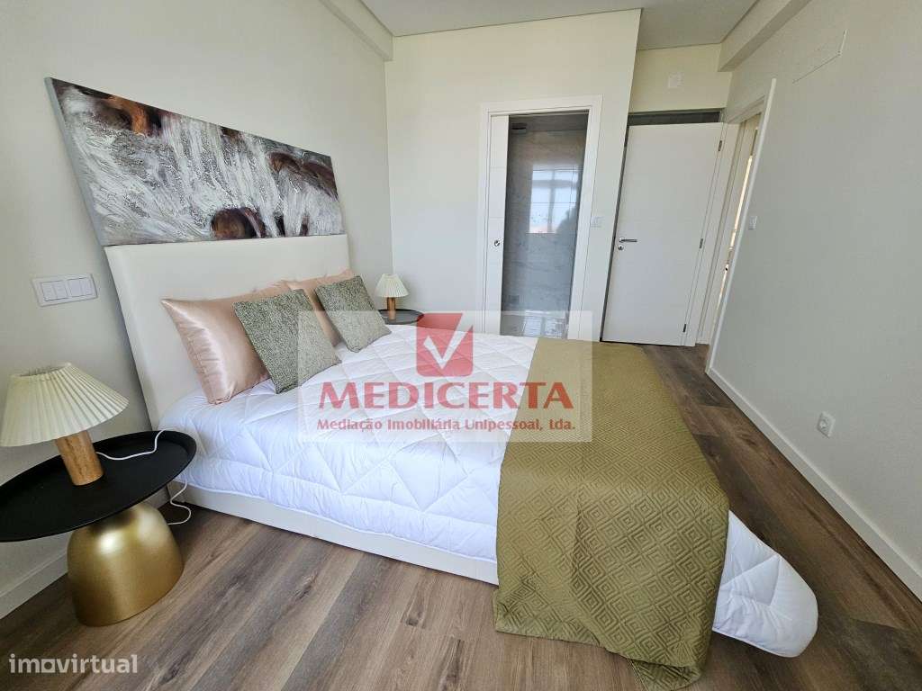 Benfica - T3 Totalmente remodelado-19