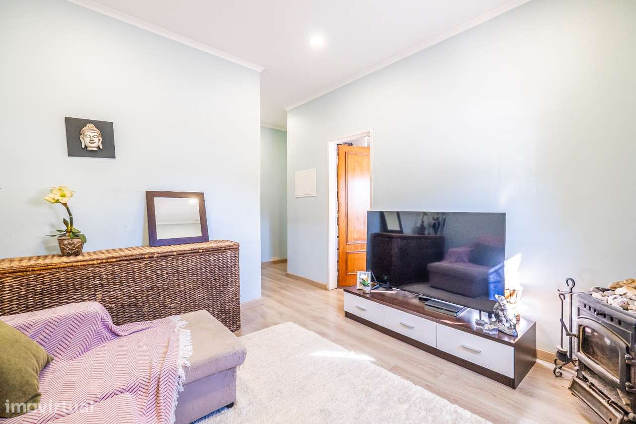 Moradia T3 com terraço e ar condicionado em Azeitão-20