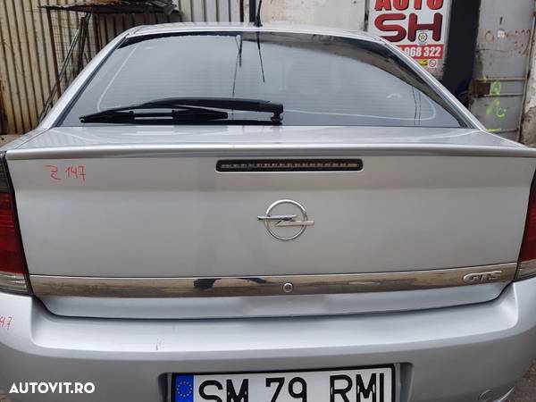 Hayon / Haion / Portbagaj cu Luneta / Geam Opel Vectra C Berlina / Sedan 2002 - 2008 Culoare Z147 - 1