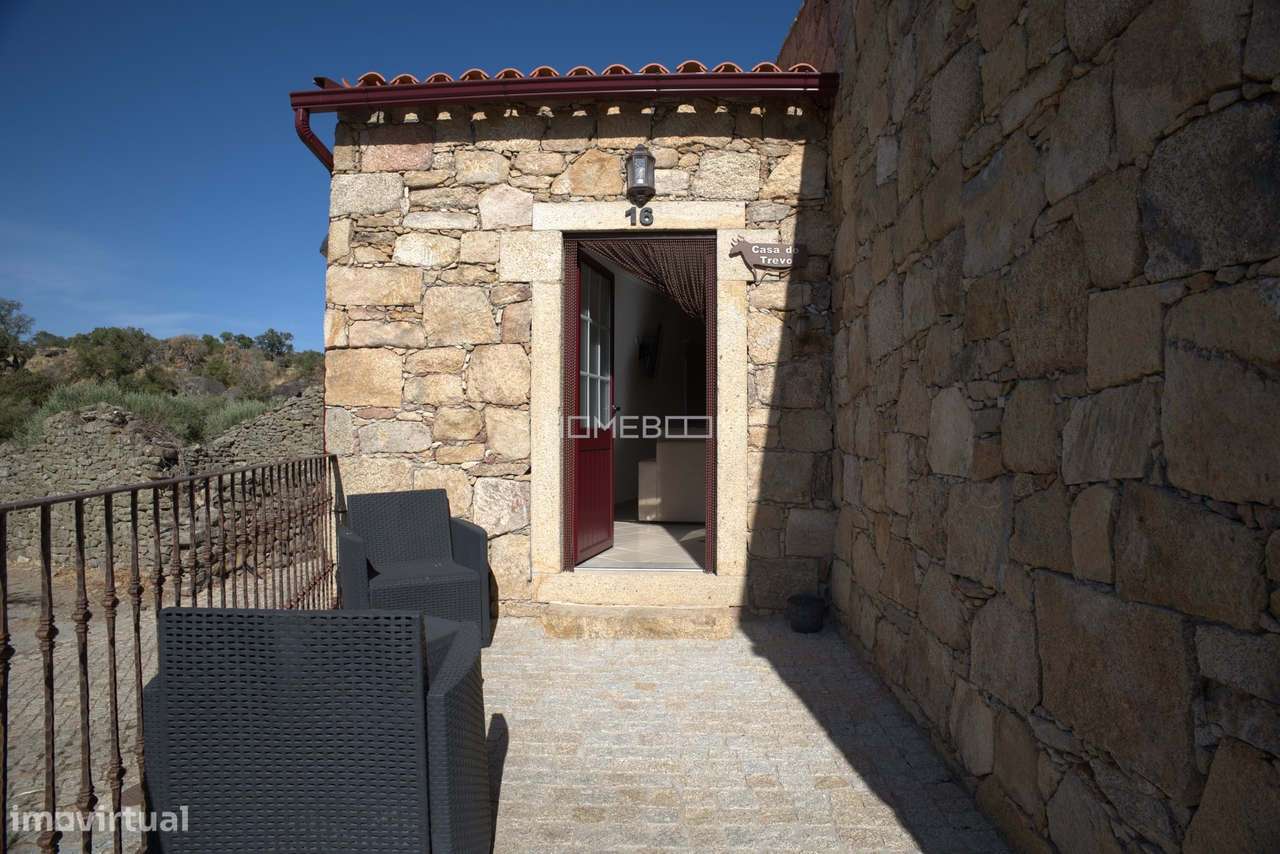 Conjunto de Casas de Aldeia para Turismo Rural – Vale do Côa-18