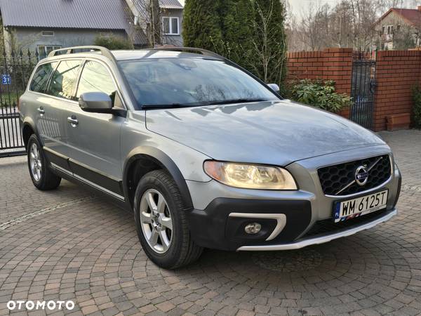 Volvo XC 70 2.4D AWD Momentum - 13