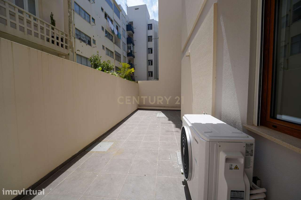 Apartamento T3 frente ao mar-16