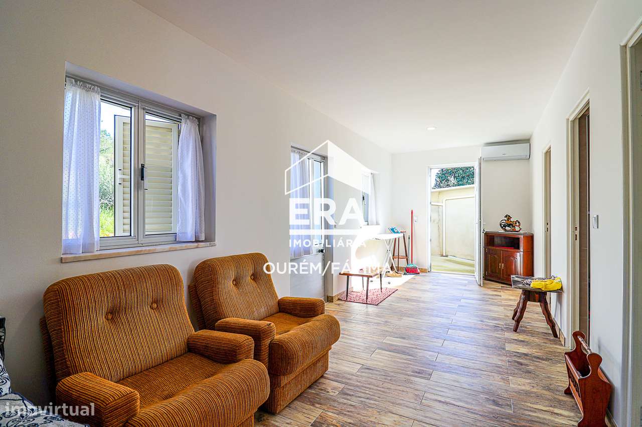 Moradia T3 inserida num terreno de 1.268m²-9