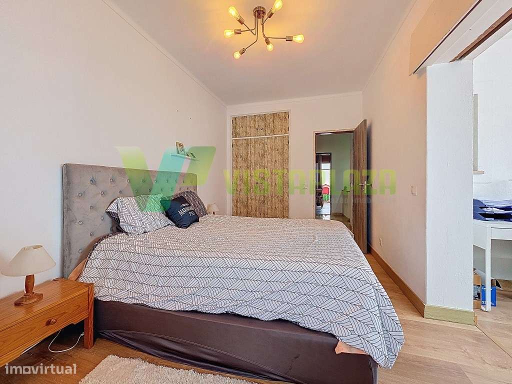 Apartamento Duplex T3 Remodelado no Centro de Portimão-22