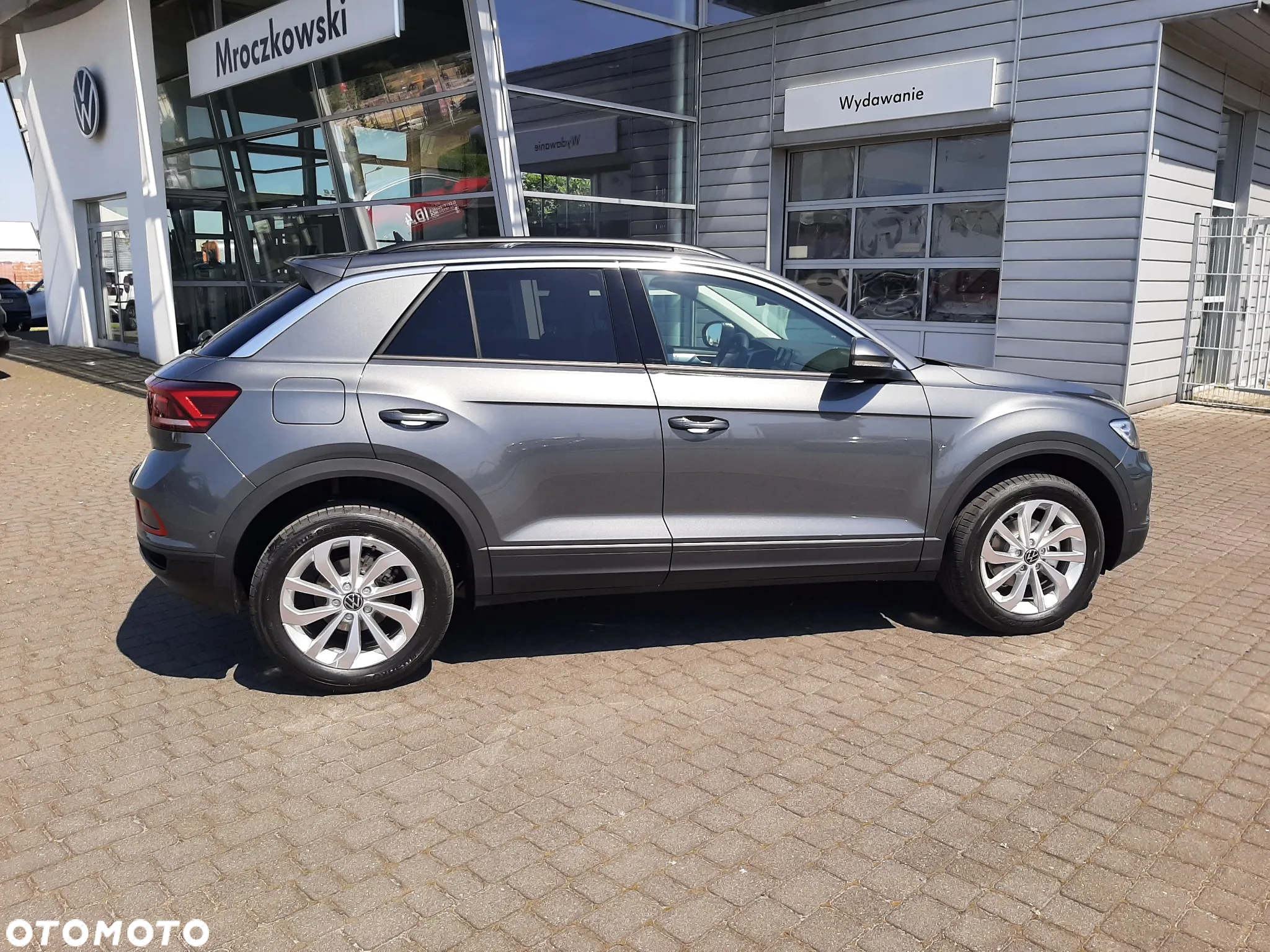 Volkswagen T-Roc - 15