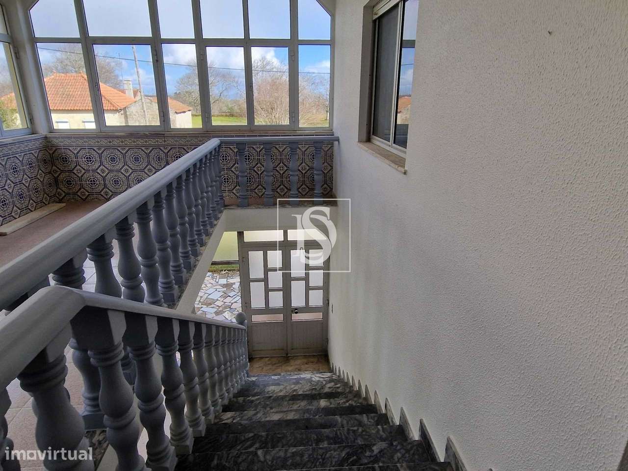 Venda de Moradia T4 independente em S. João da Corveira, Valpaços-16