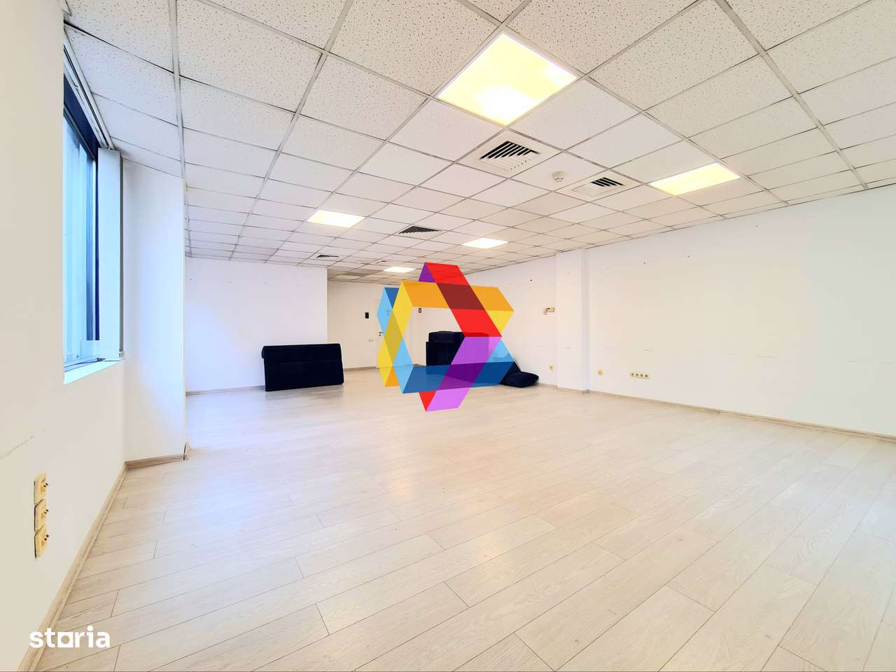 Spatiu birouri de închiriat Brasov - 84 mp # spatii-comerciale-brasov. - Imagine principală: 3/6