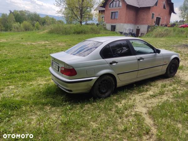 BMW Seria 3 320d - 5