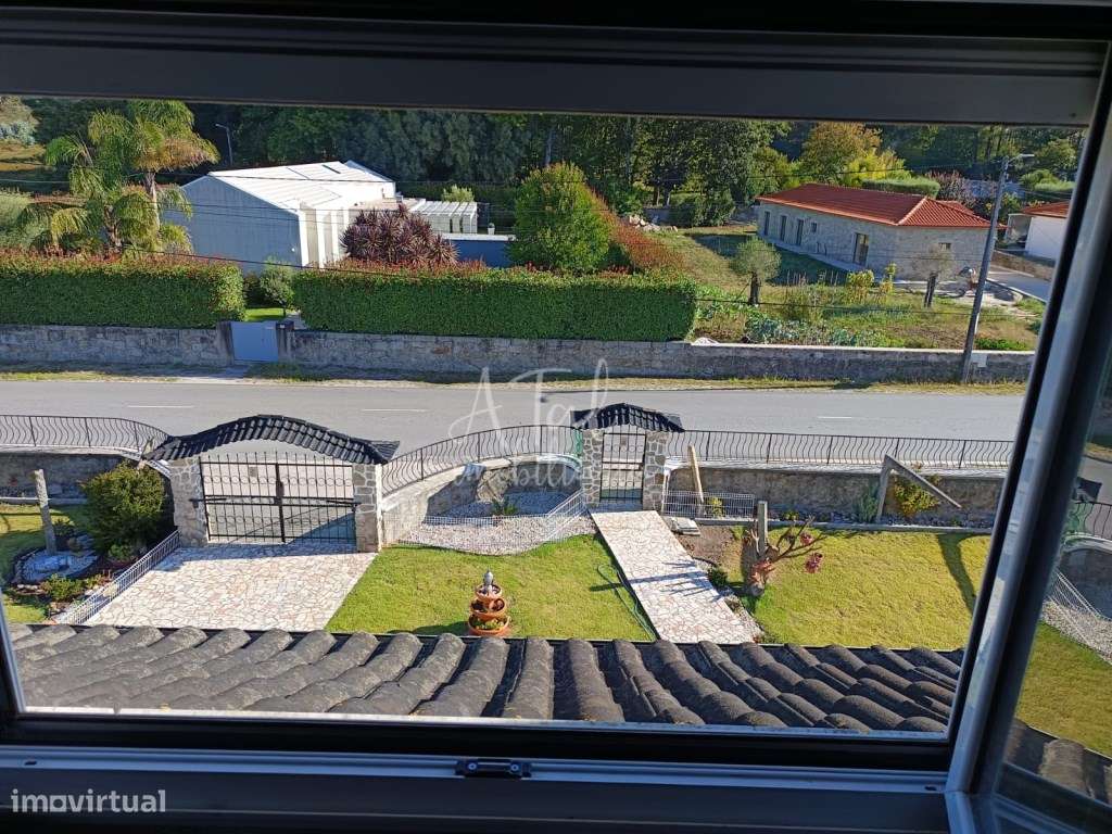 Moradia T3 com 3 pisos - Grande imagem: 5/60