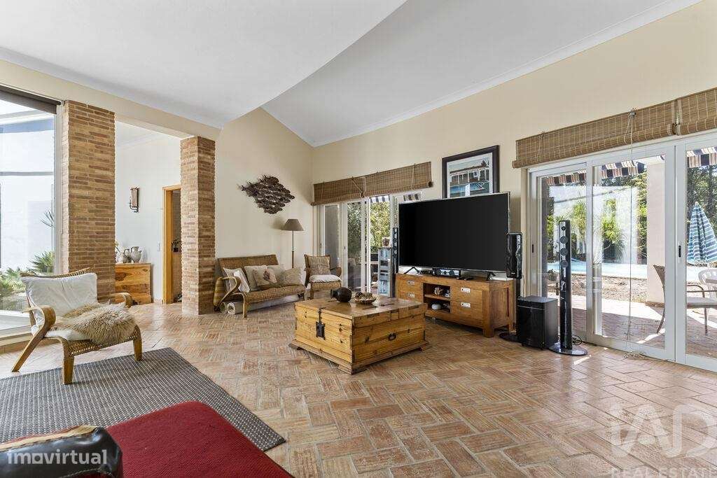 Casa T4 em Lagoa e Carvoeiro de 188,00 m2 - Grande imagem: 4/26