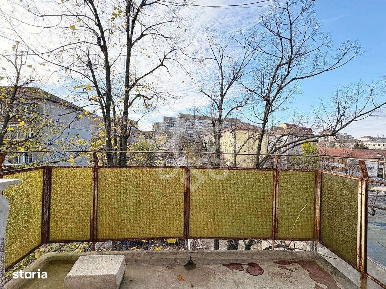 Apartament cu 4 camere de vanzare la etajul 3 in Nufarul-4